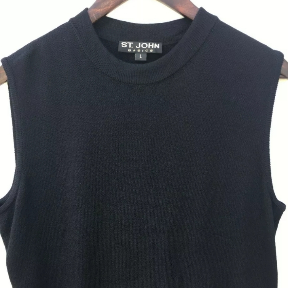 St.John Basics Black Knit Sleeveless Zipped Top